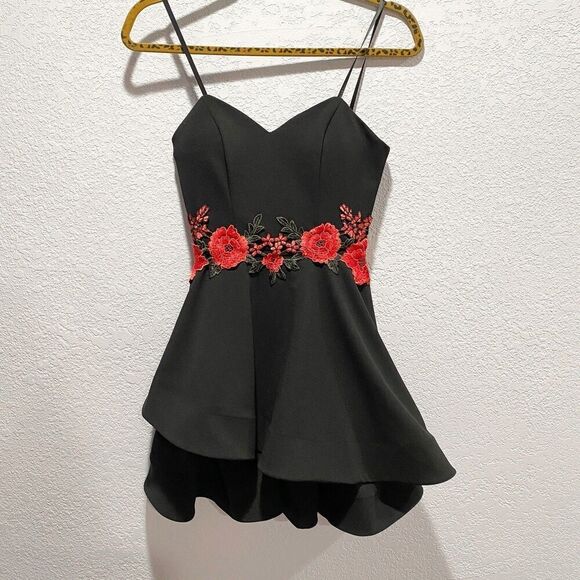 B Darlin Embroidered Dress Size 4 Black Red Floral Spaghetti Strap Ruffle - Picture 1 of 11